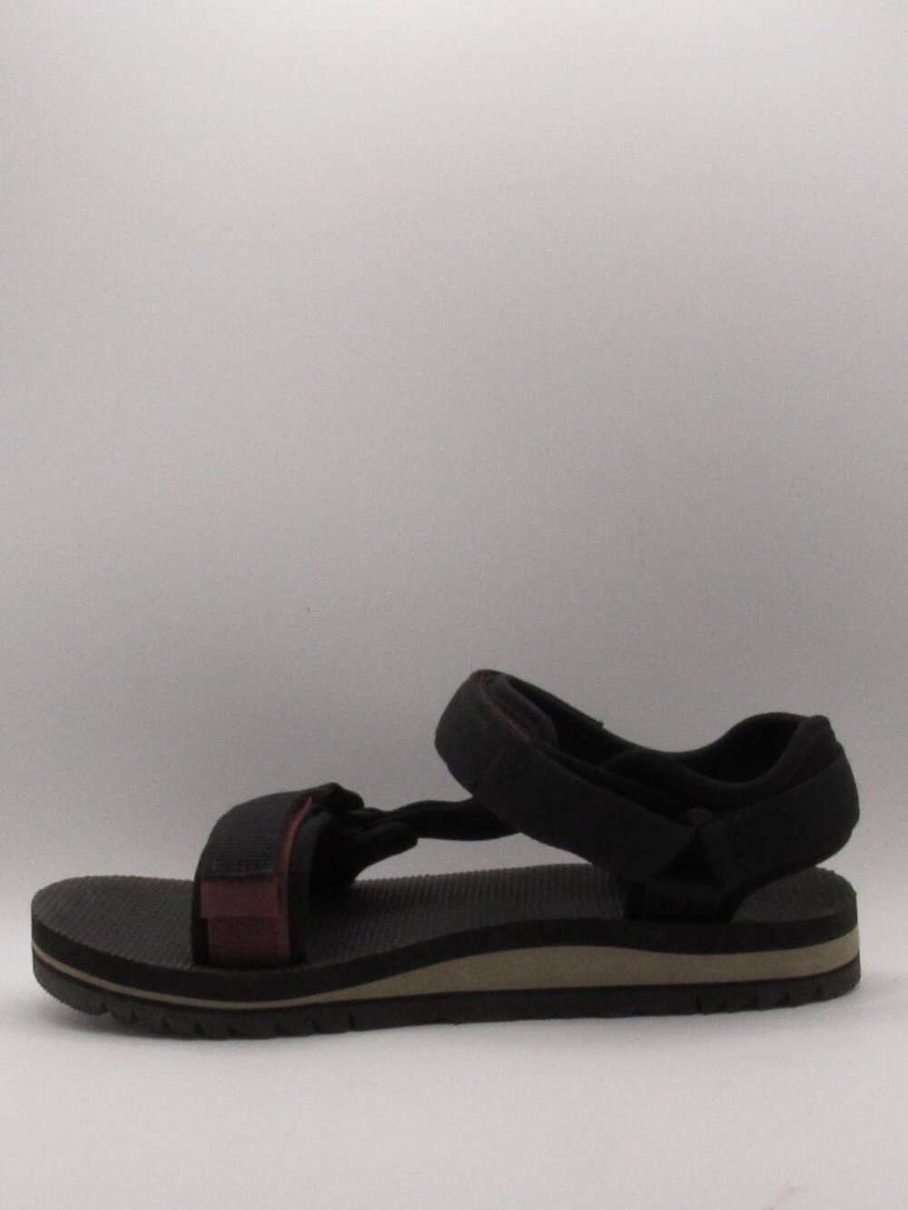 Teva Black & Red Universal Trail Strap Sandals Womens Size 7 1107709 Excel Cond - Picture 4 of 13